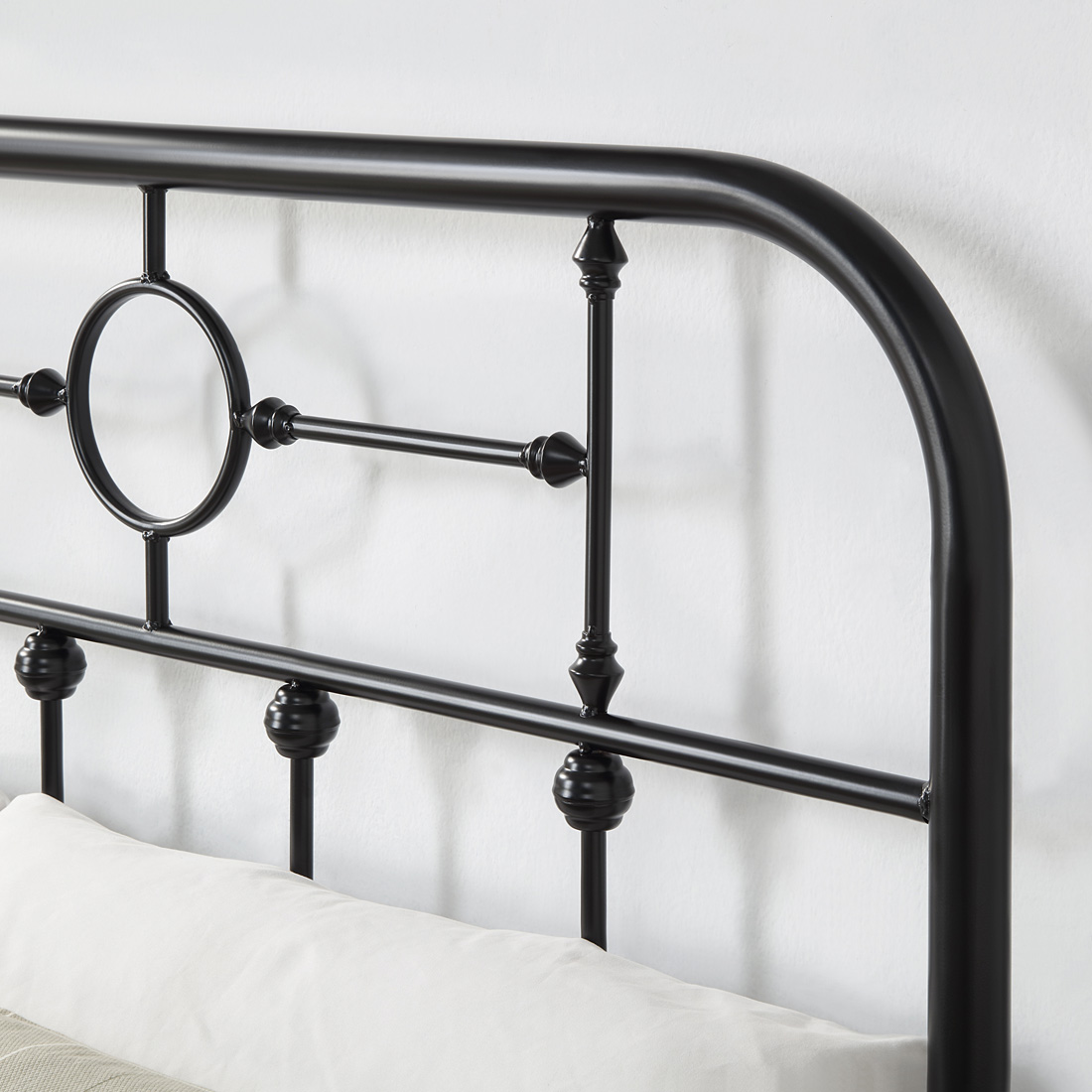 WARE METAL VICTORIAN INDUSTRIAL BED FRAME - DOUBLE / KING SIZE - Picture 17 of 19